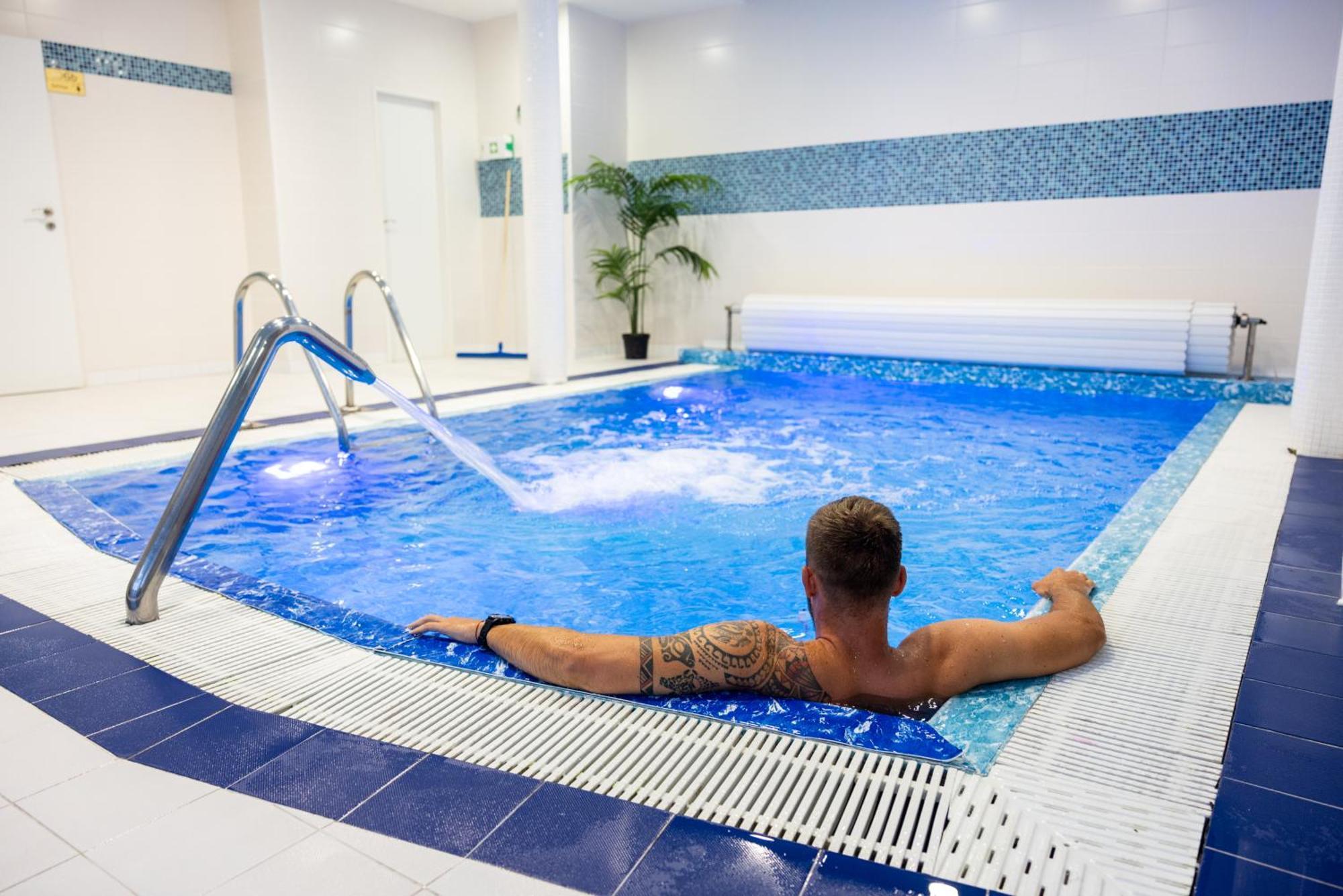 Pytloun Wellness Hotel Hasištejn Místo Buitenkant foto