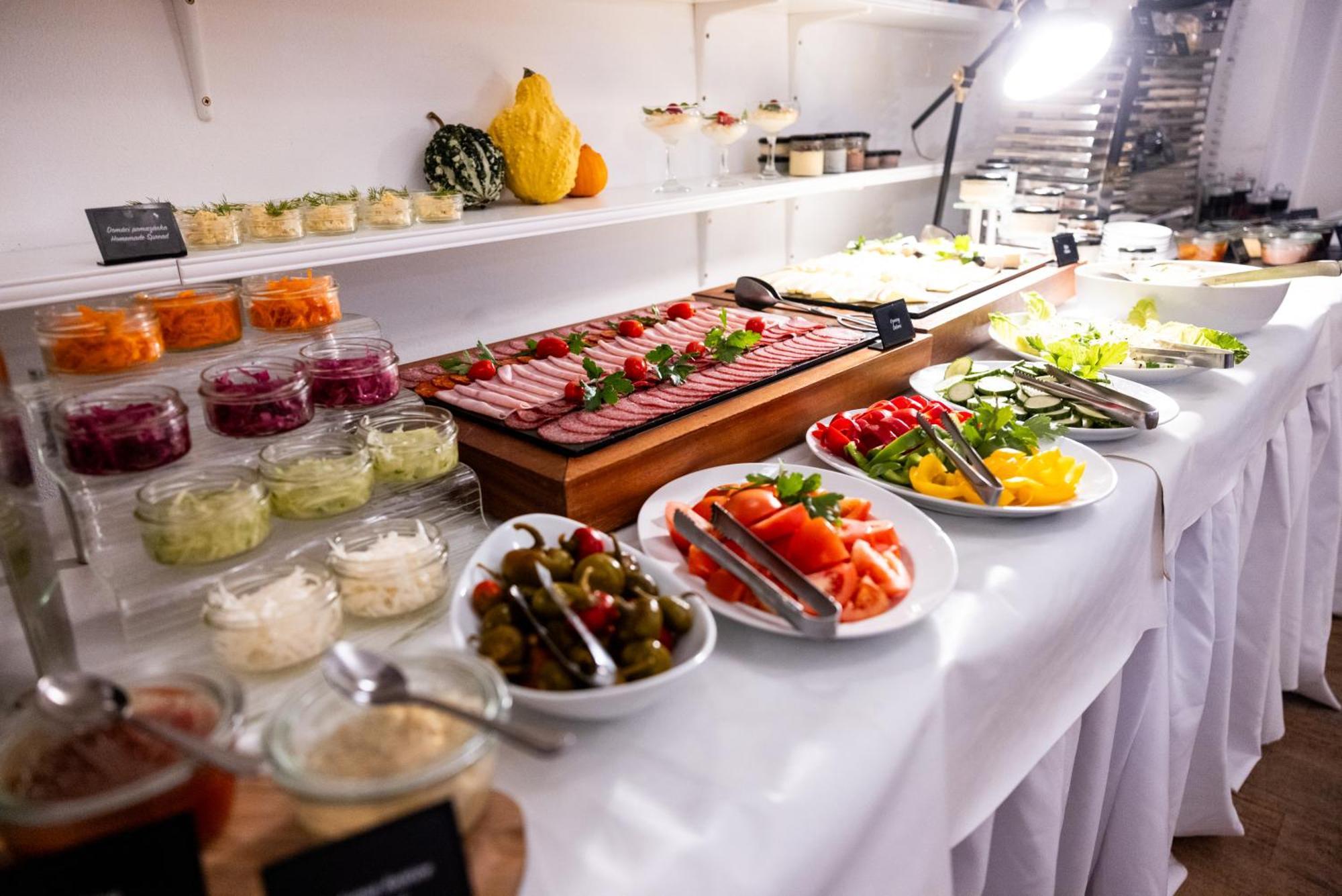 Pytloun Wellness Hotel Hasištejn Místo Buitenkant foto