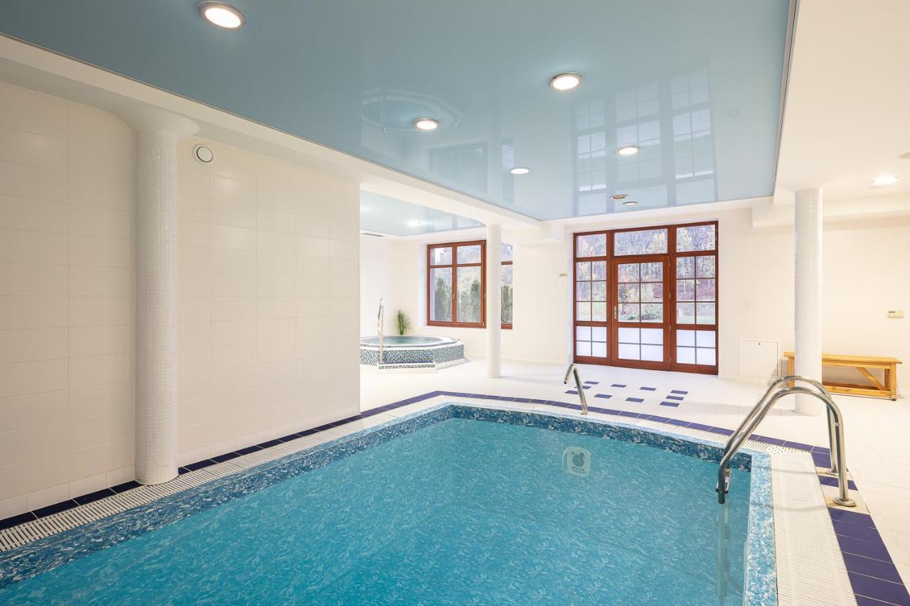 Pytloun Wellness Hotel Hasištejn Místo Buitenkant foto