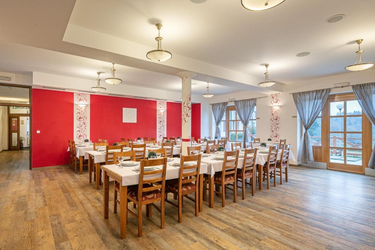 Pytloun Wellness Hotel Hasištejn Místo Buitenkant foto