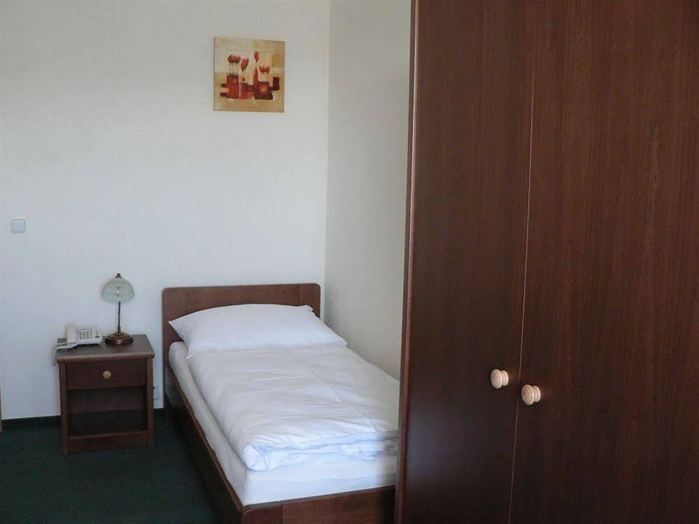 Pytloun Wellness Hotel Hasištejn Místo Buitenkant foto